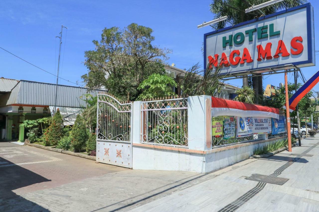 Naga Mas Hotel Mojokerto Extérieur photo