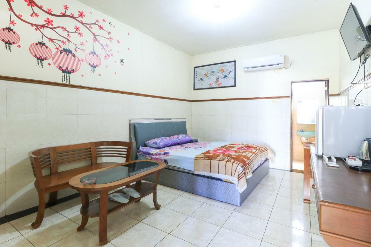 Naga Mas Hotel Mojokerto Extérieur photo