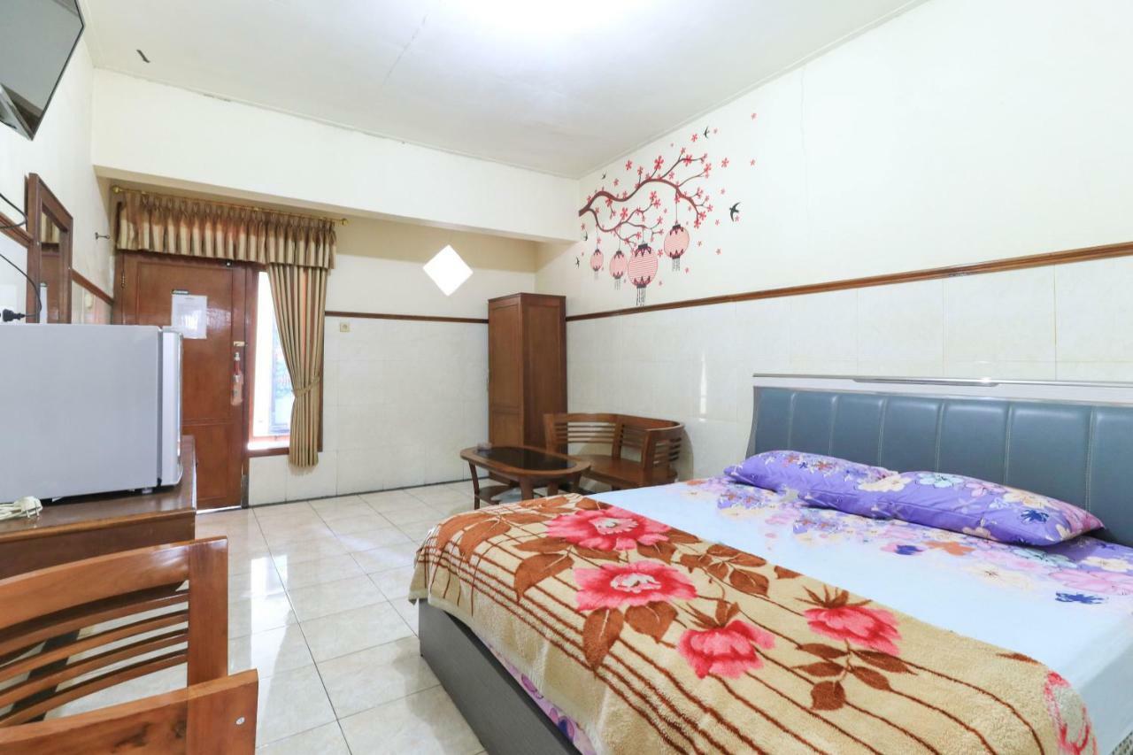 Naga Mas Hotel Mojokerto Extérieur photo
