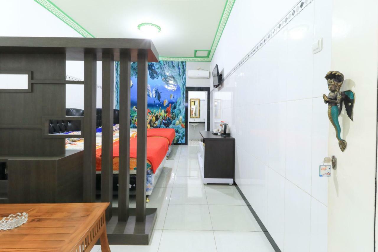 Naga Mas Hotel Mojokerto Extérieur photo