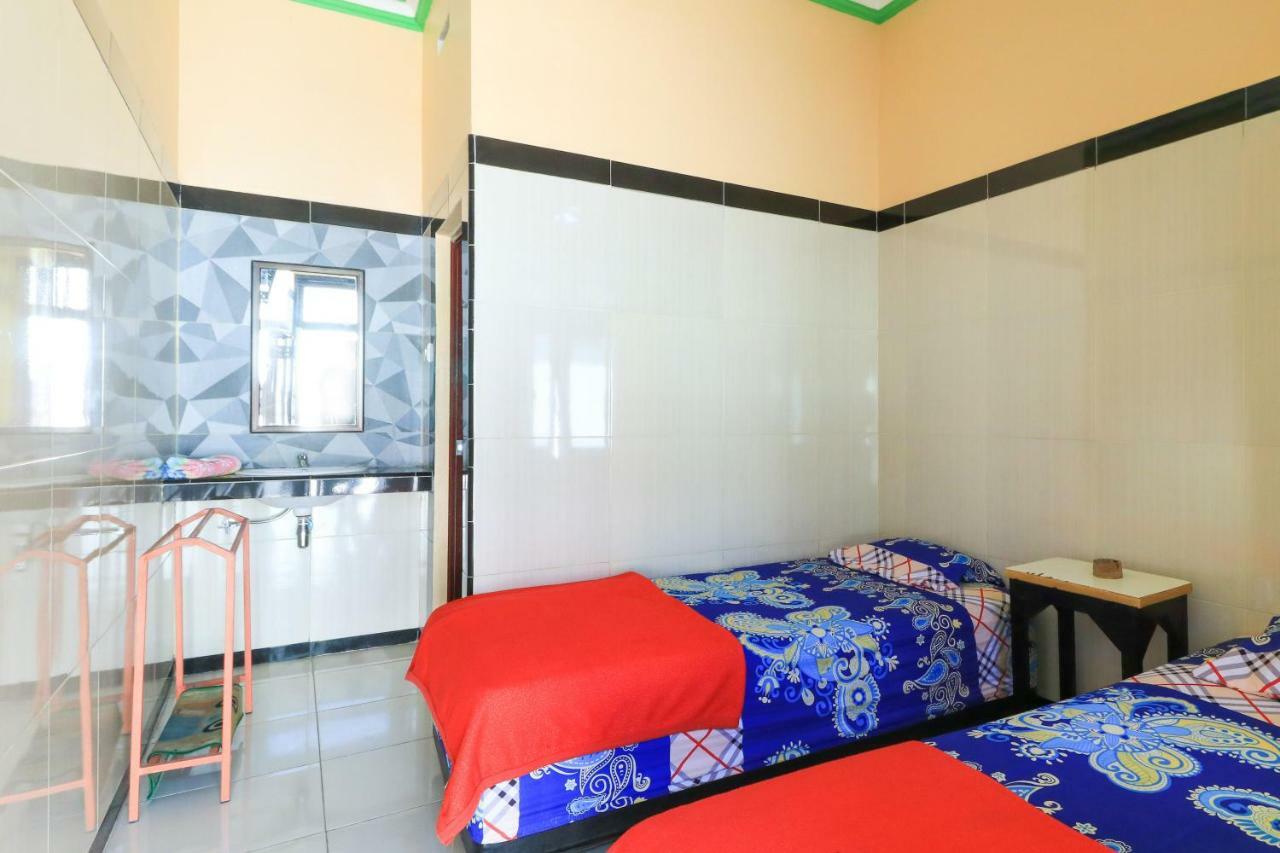 Naga Mas Hotel Mojokerto Extérieur photo
