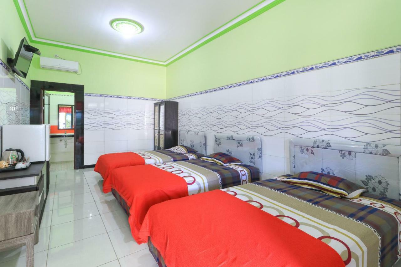 Naga Mas Hotel Mojokerto Extérieur photo